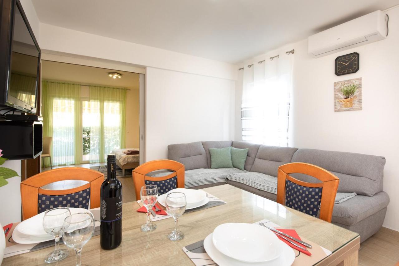 Adria-Holiday House With A Private Pool In Krk Kornić Extérieur photo