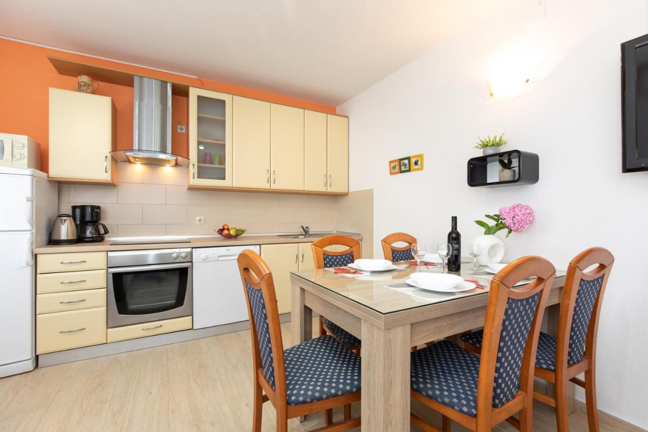 Adria-Holiday House With A Private Pool In Krk Kornić Extérieur photo