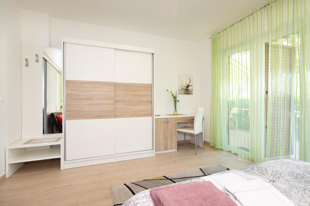 Adria-Holiday House With A Private Pool In Krk Kornić Extérieur photo